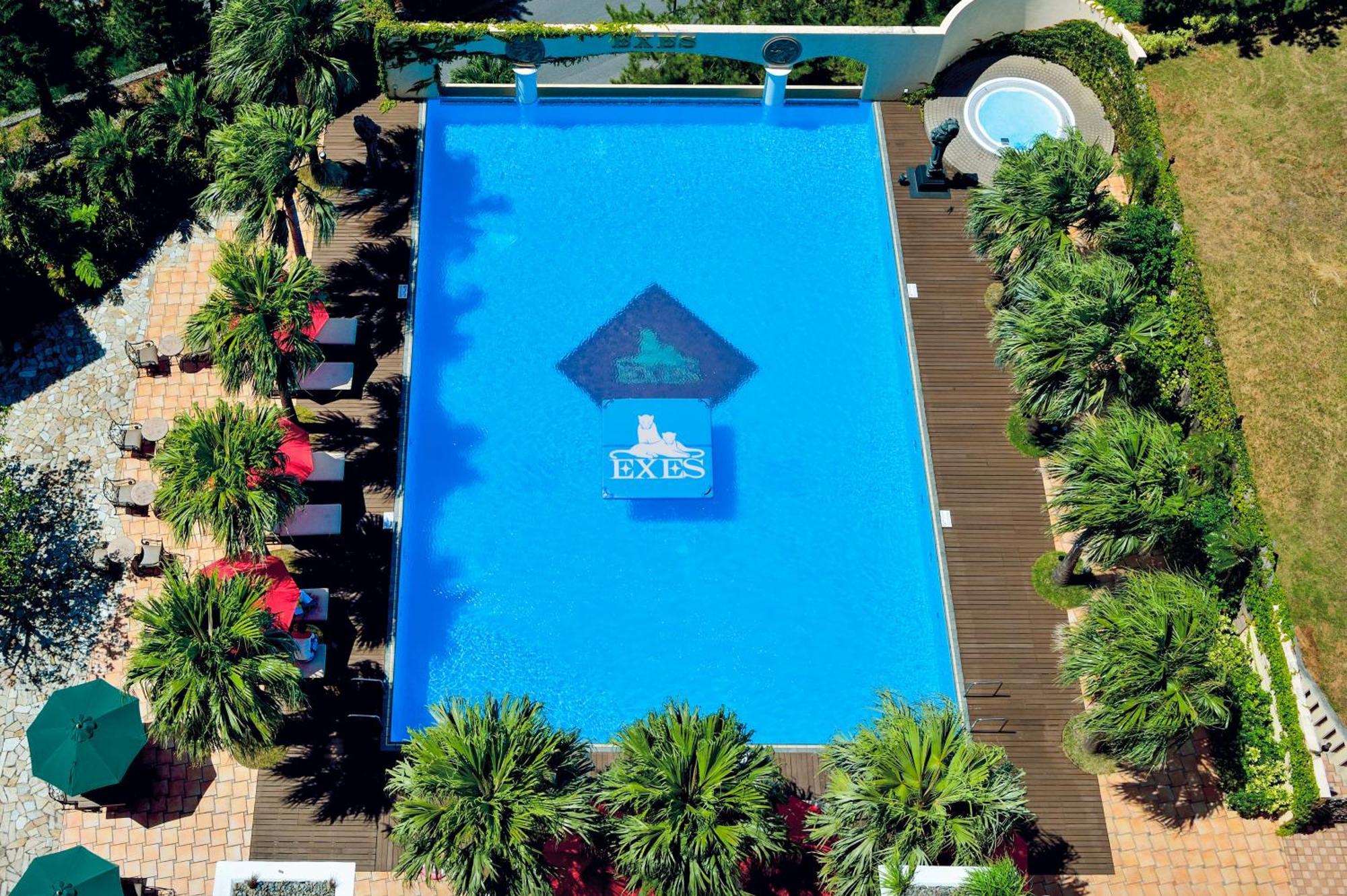 Okinawa Kariyushi Resort Exes Onna Exterior photo