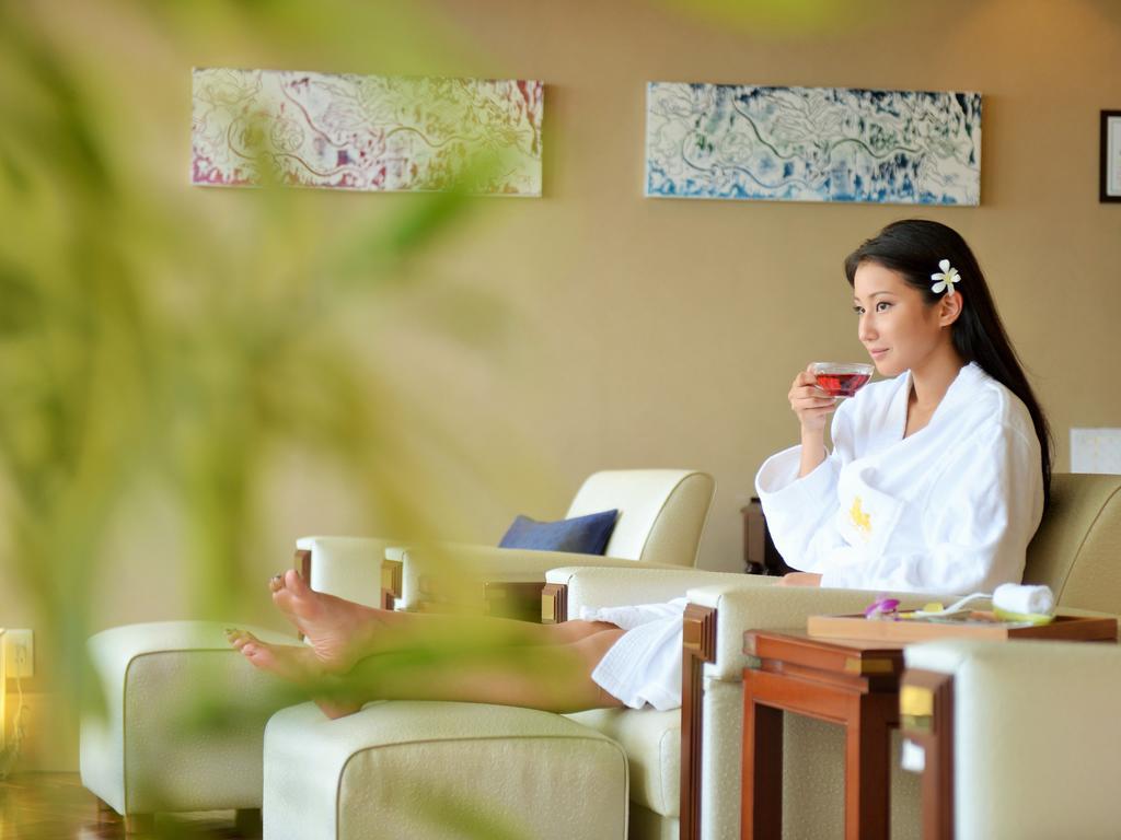 Okinawa Kariyushi Resort Exes Onna Exterior photo